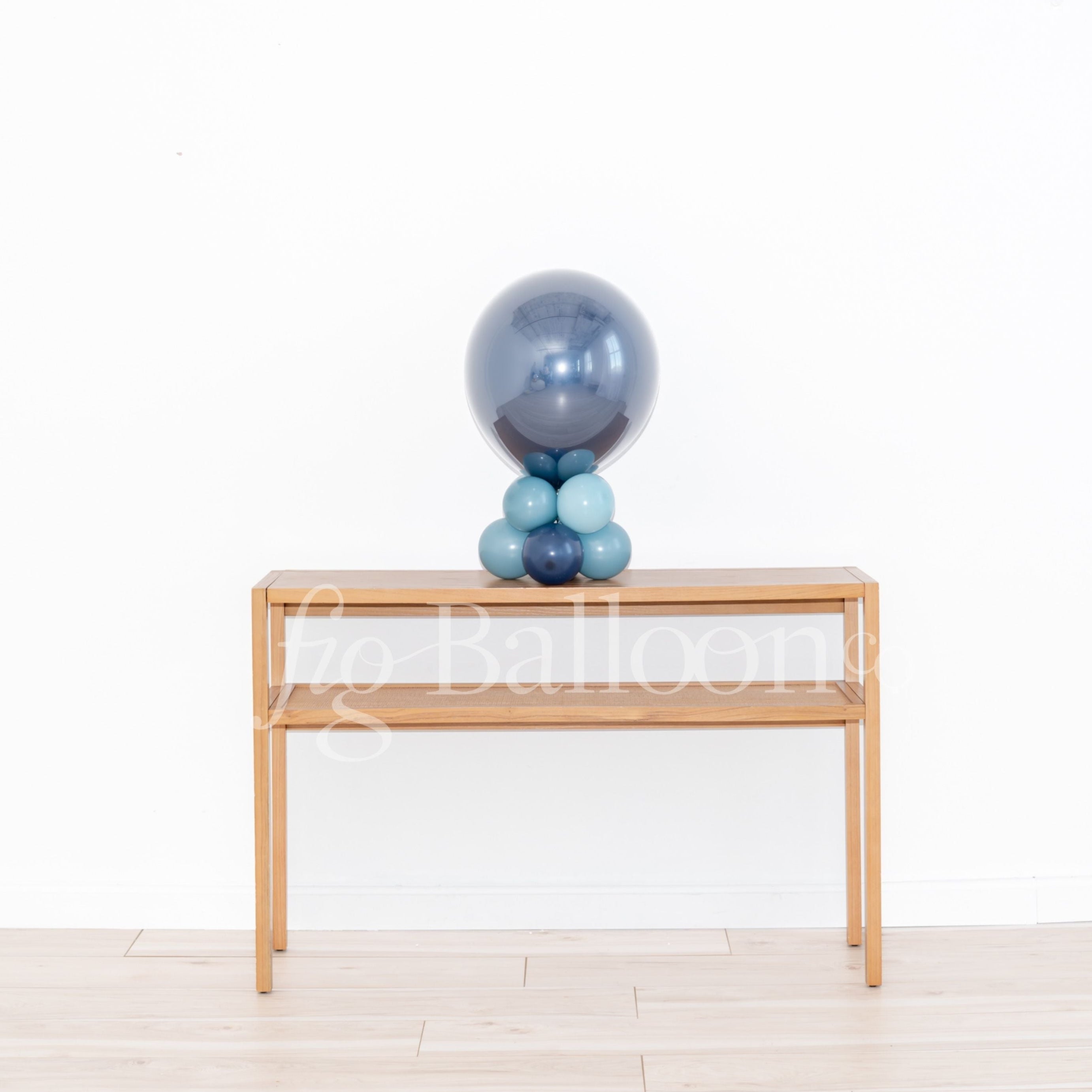 Customizable Balloon Tabletop Stack Centerpiece 3