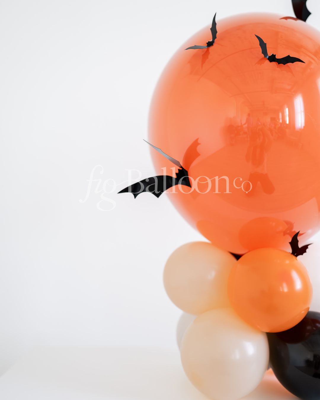 Mini Bats Tabletop Balloon Stack!