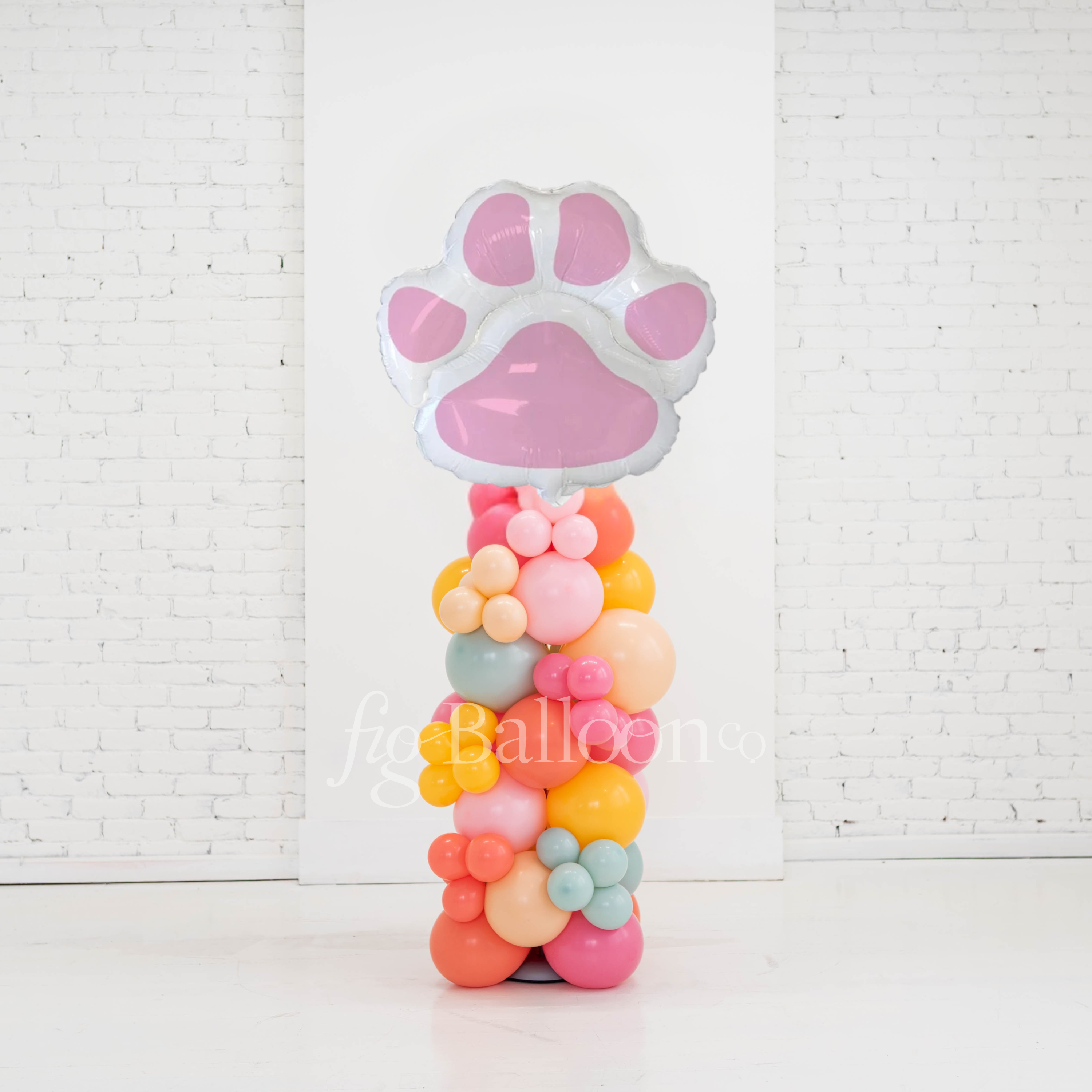 Paws Column Column with Paw Topper – Fig Balloon Co.