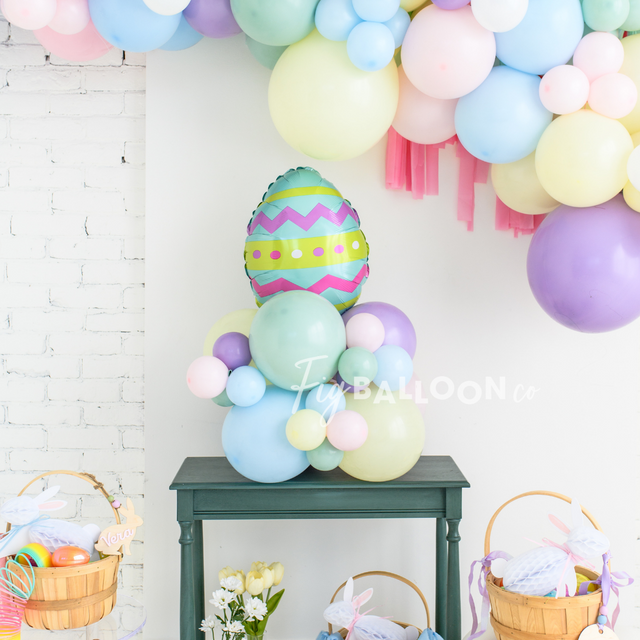 Easter Egg Tabletop Balloon Cluster
