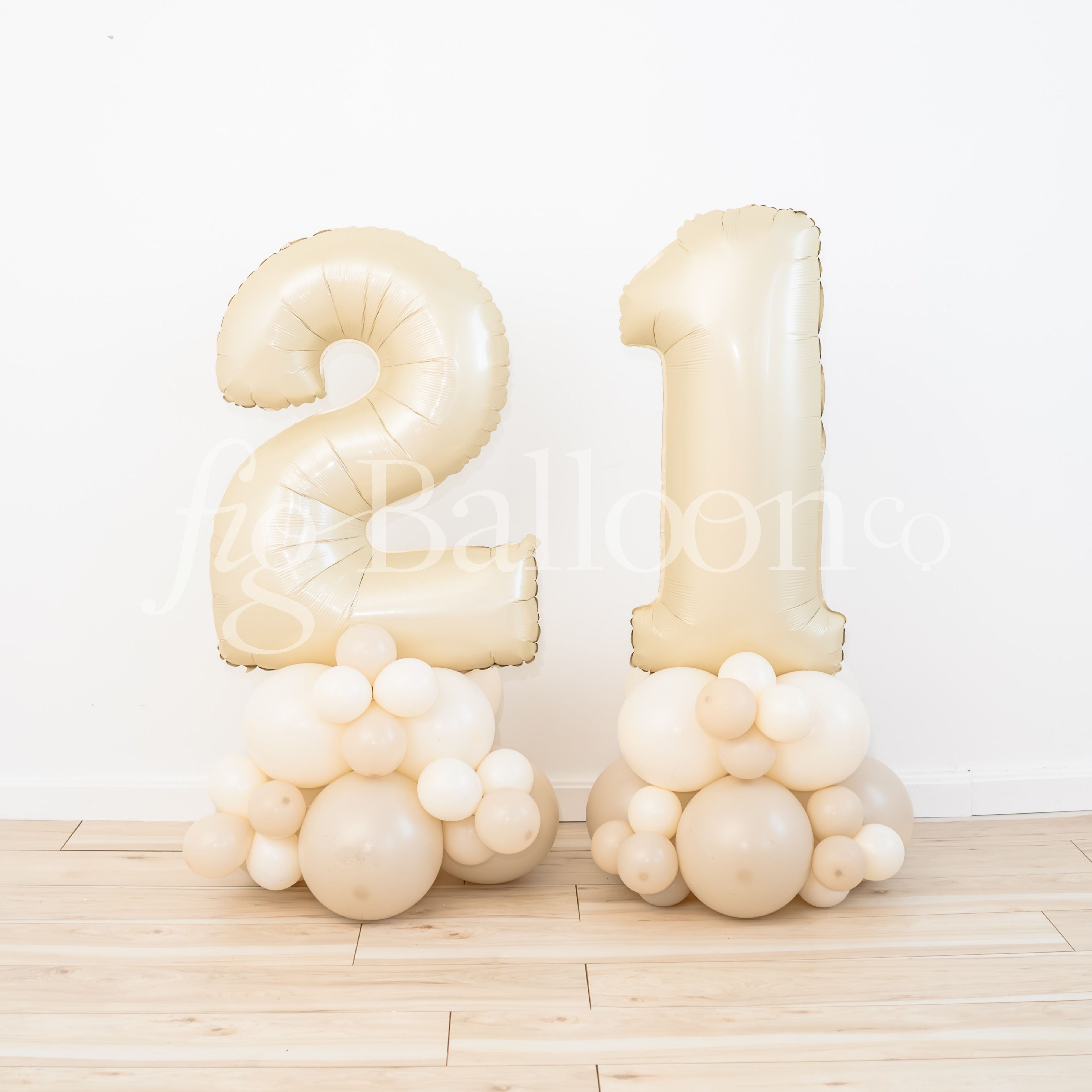 Balloon Number Stack 21 sand