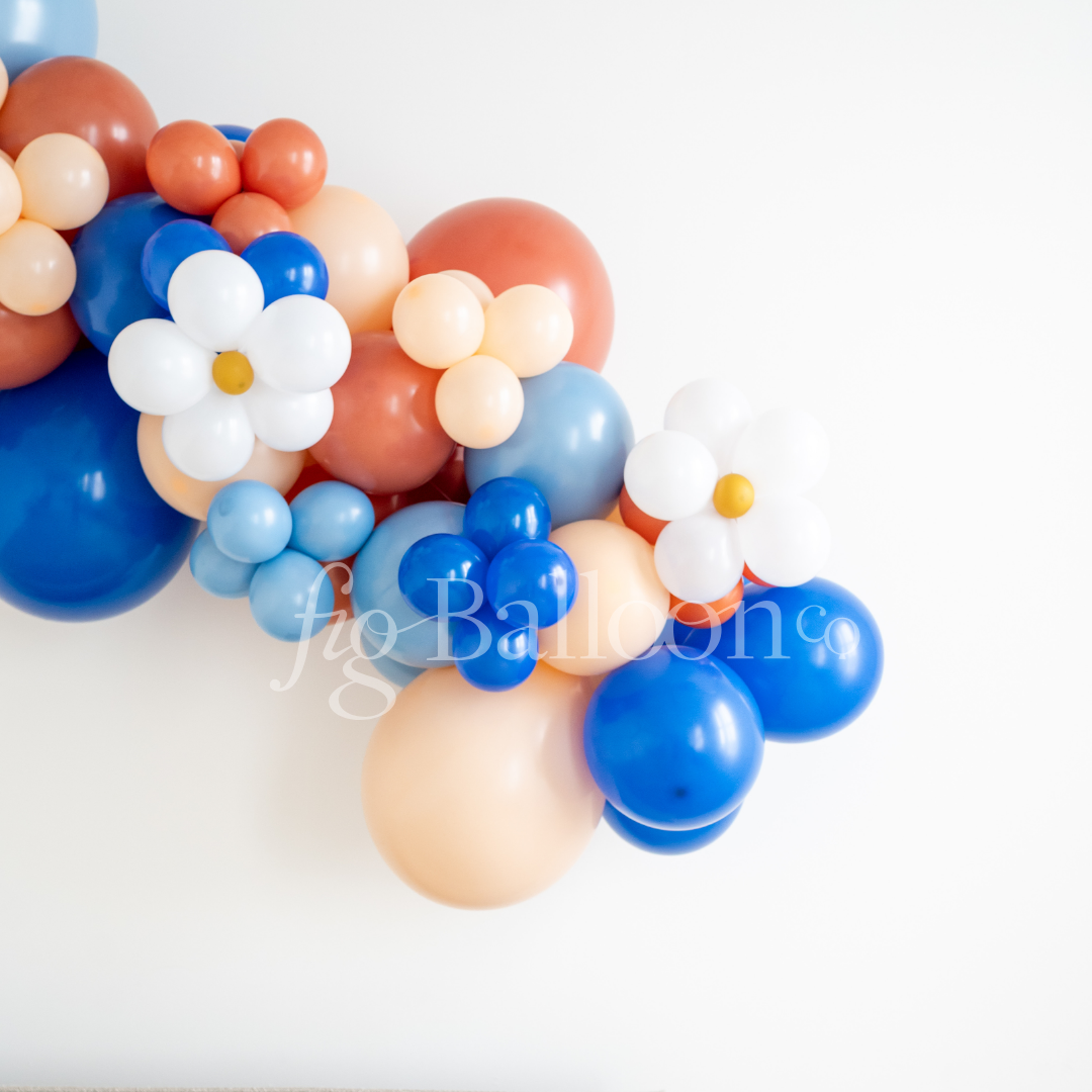Bluey Balloon Garland