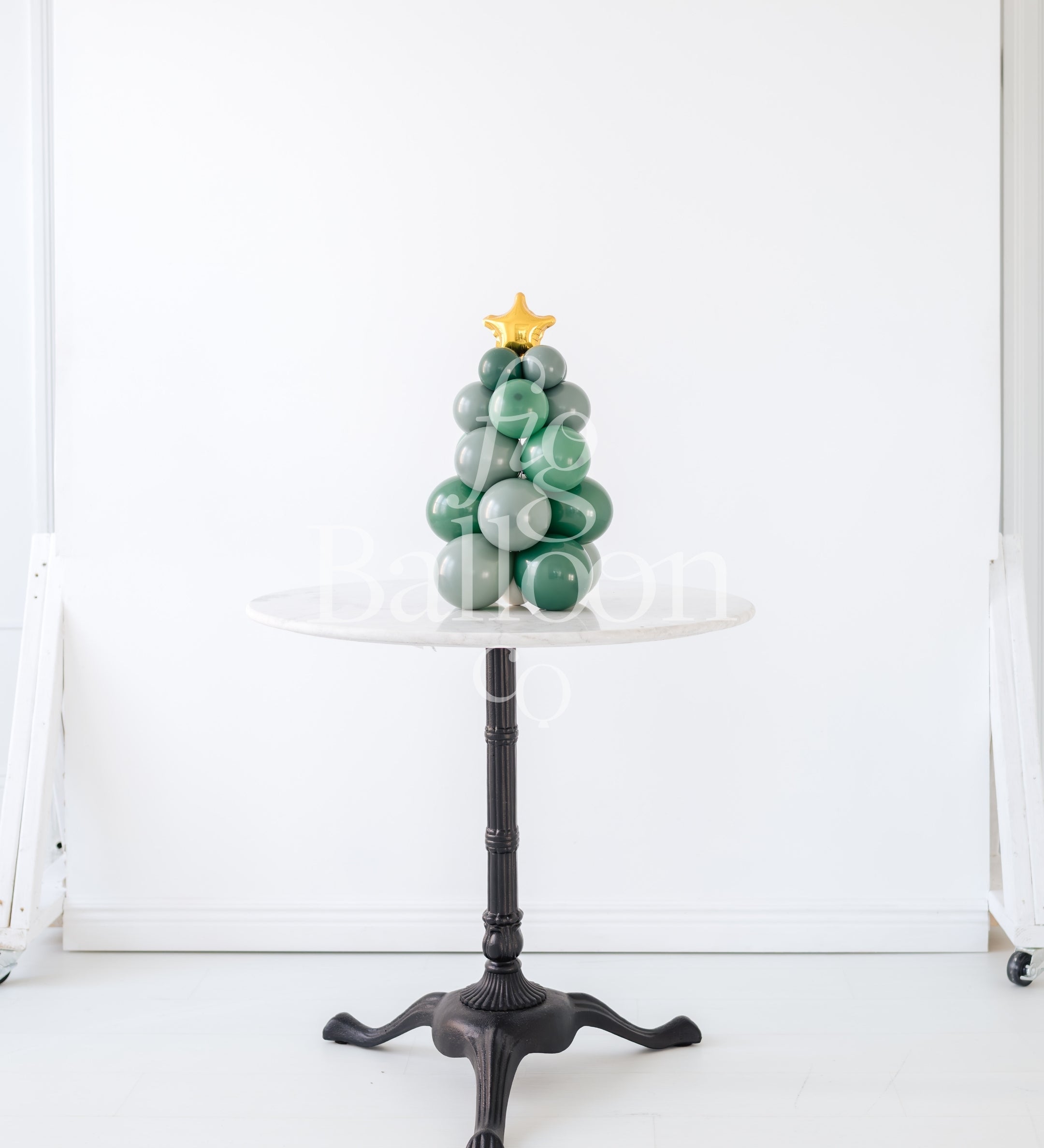Christmas Tree Tabletop Balloon Stack