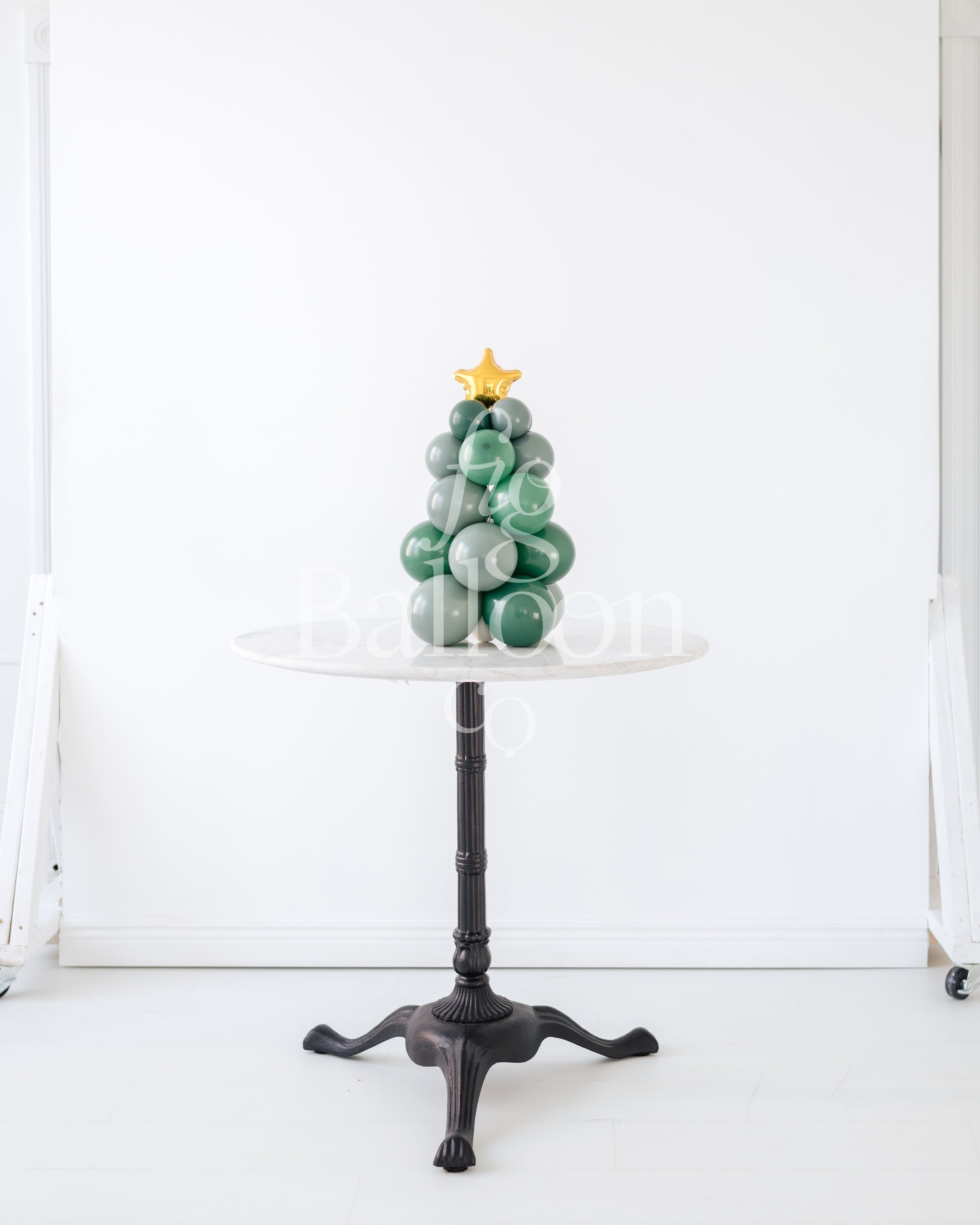 Christmas Tree Tabletop Balloon Stack