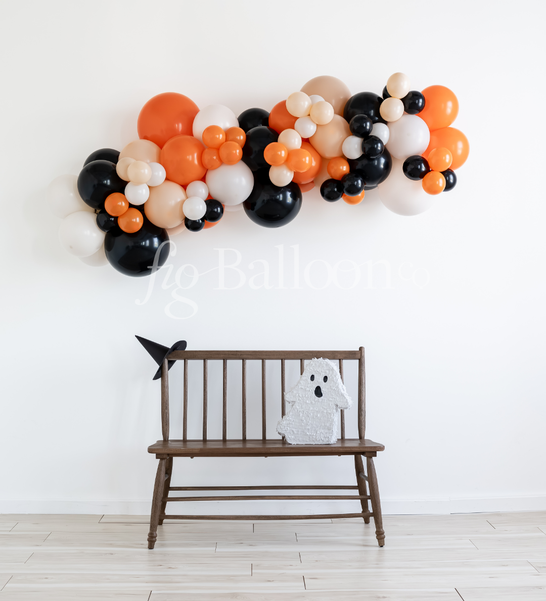 Classic Halloween Balloon Garland!