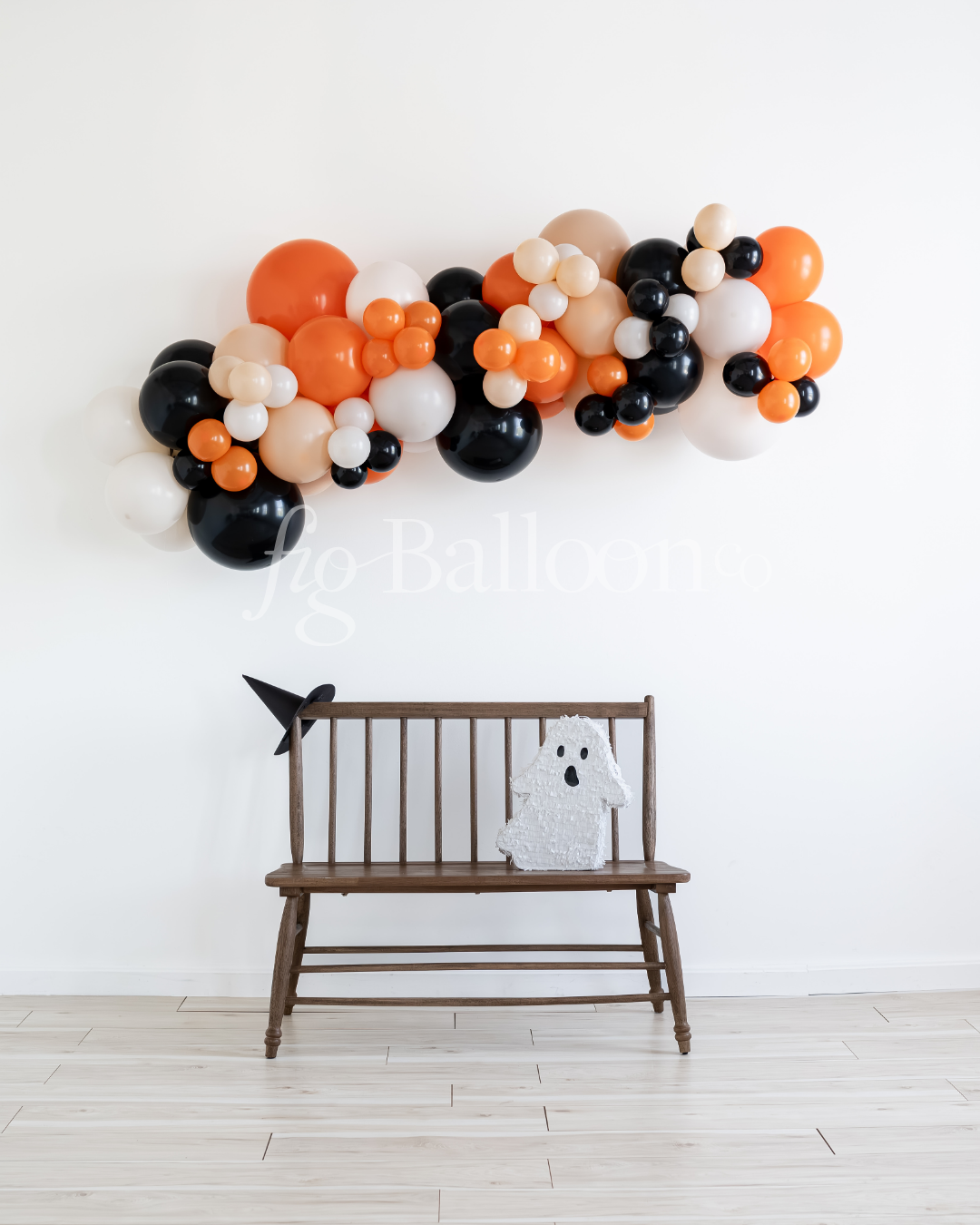 Classic Halloween Balloon Garland!
