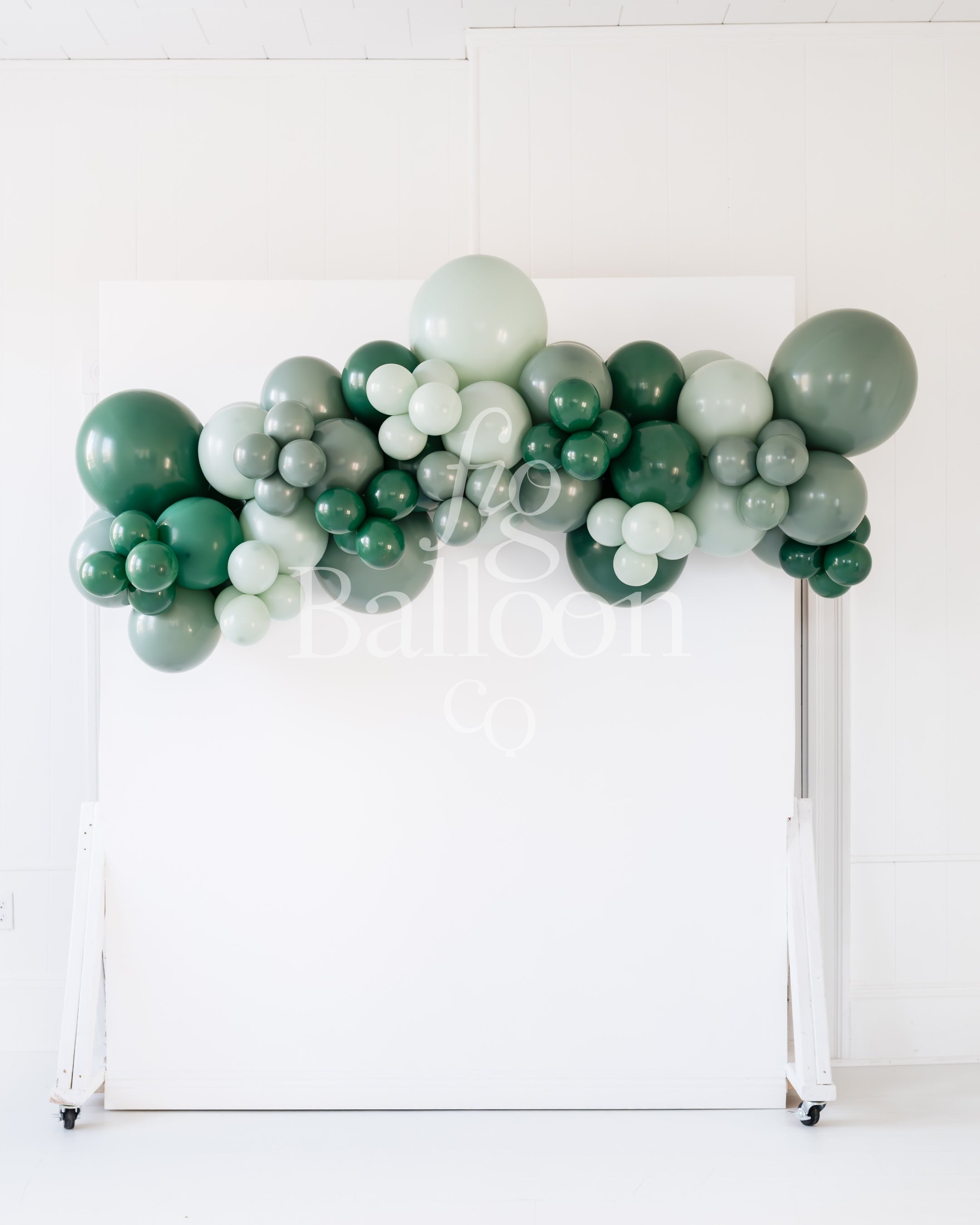 Evergreen Balloon Garland