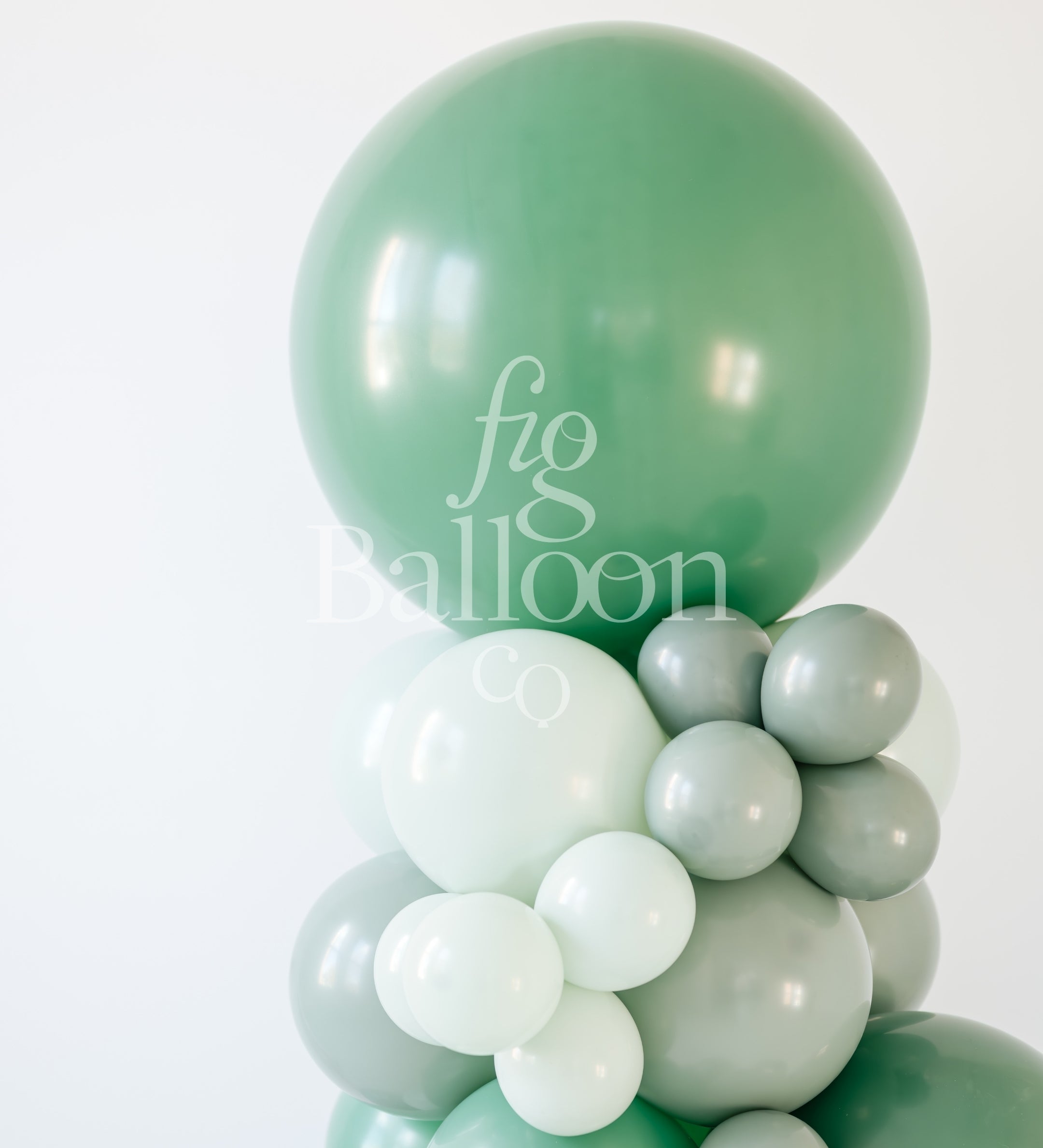 Evergreen Column with Jumbo Topper