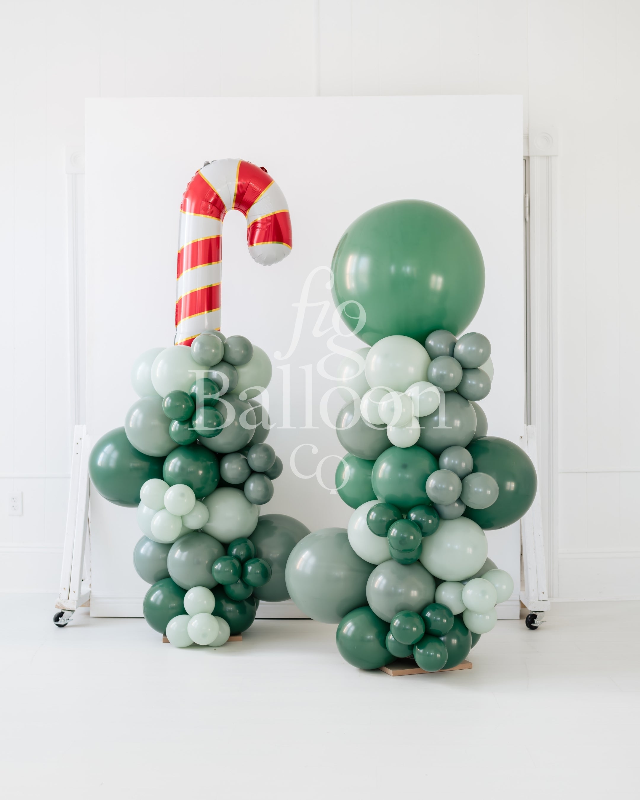 Evergreen Column with Jumbo Topper