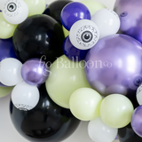 Eyeball Balloon Garland!