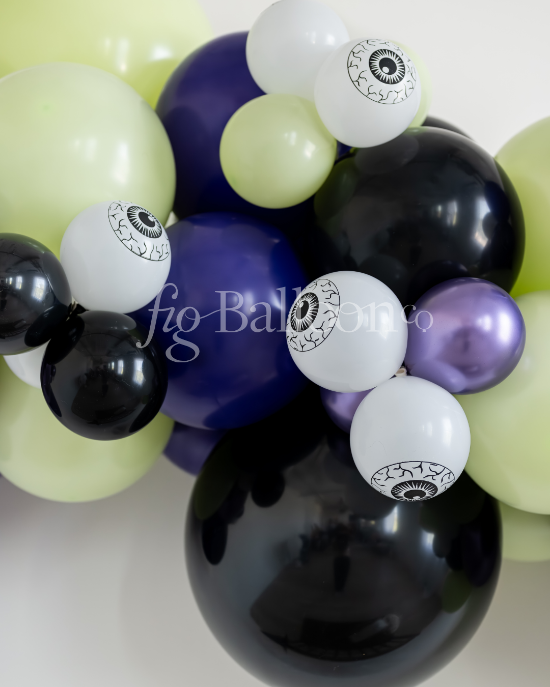 Eyeball Balloon Garland!