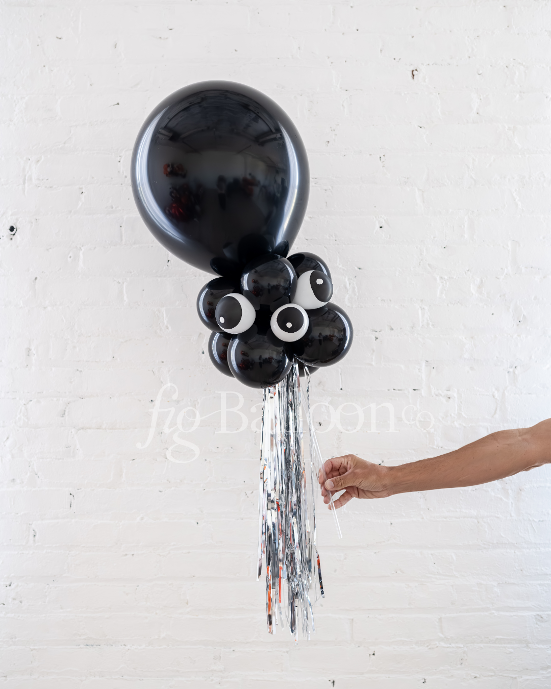 Eyeball Balloon Wand