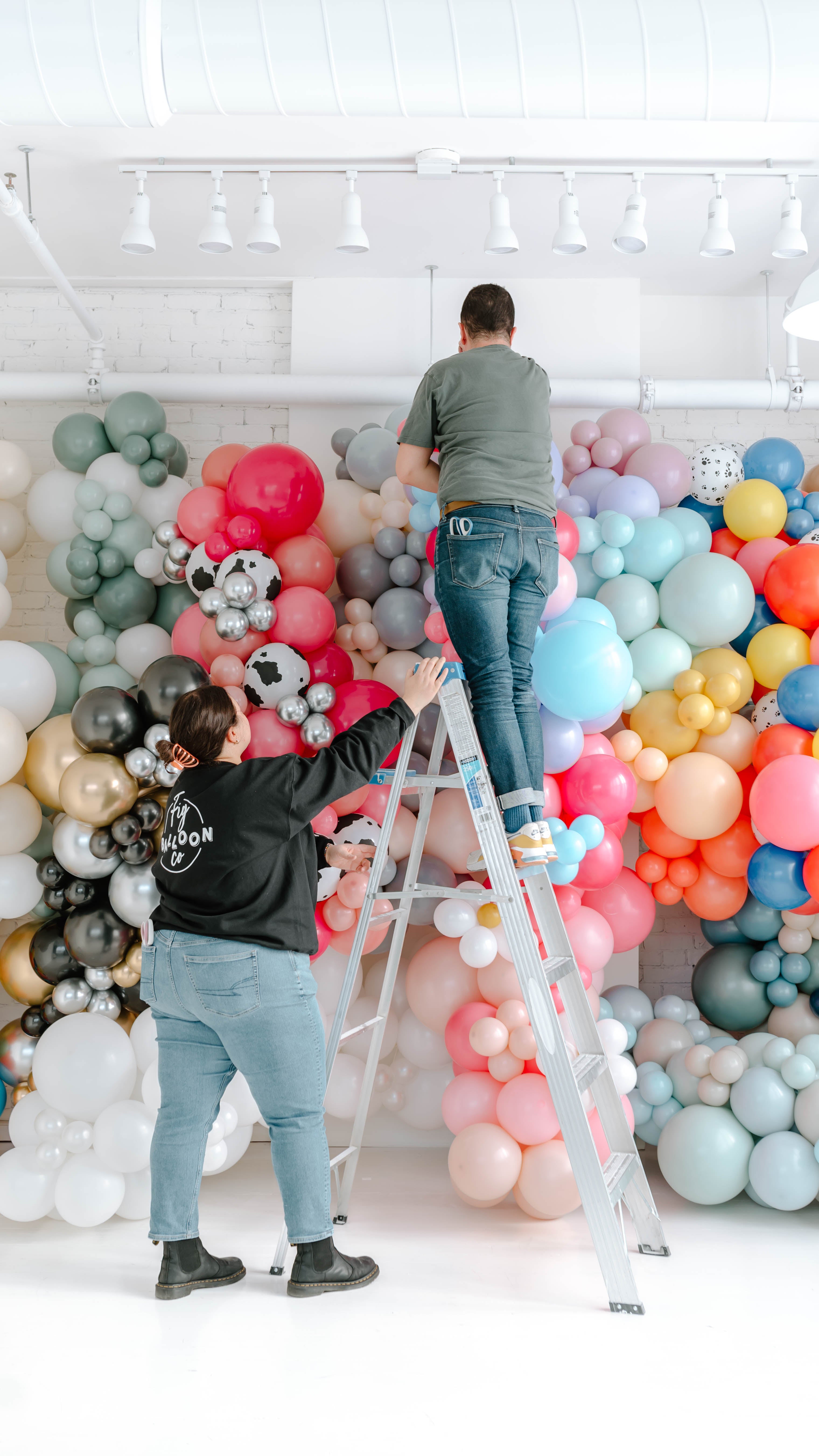 Fig Balloon Co custom balloon installations with colorful balloon garlands