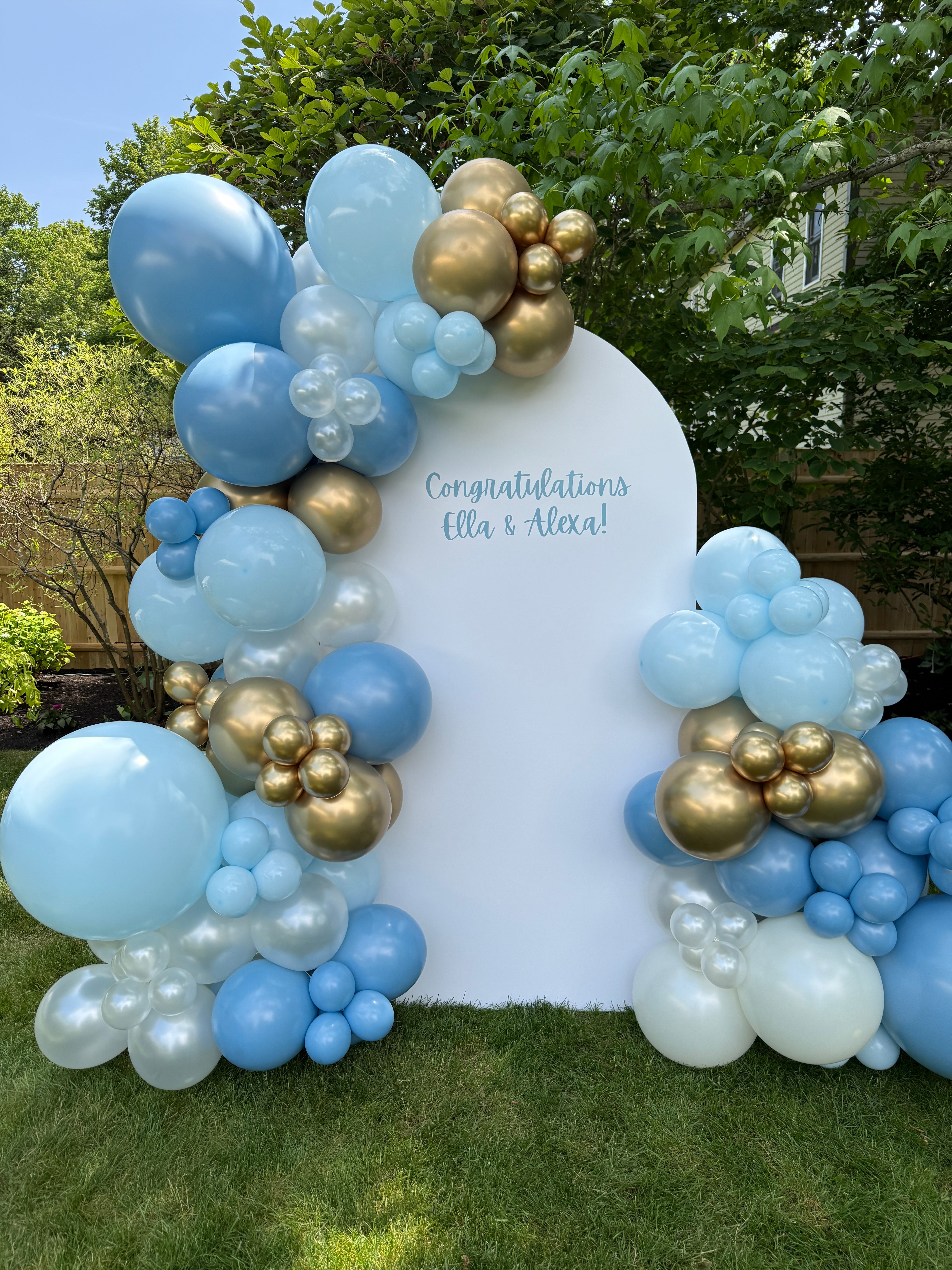 White Monochrome Balloon Garland – Fig Balloon Co.
