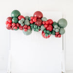 Mistletoe Balloon Garland